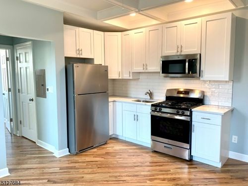 apt-3-61 Washington St, Bloomfield, NJ, 07003-2451 | Card Image