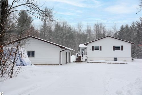 6622 Walton Road, Kingsley, MI, 49649 | Card Image