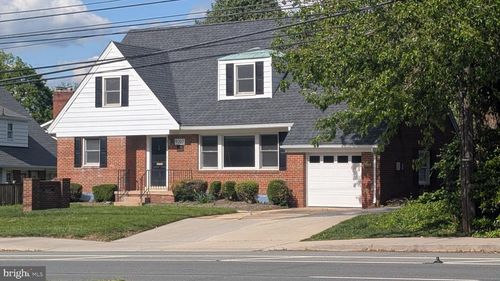 9207 Old Georgetown Road, BETHESDA, MD, 20814 | Card Image
