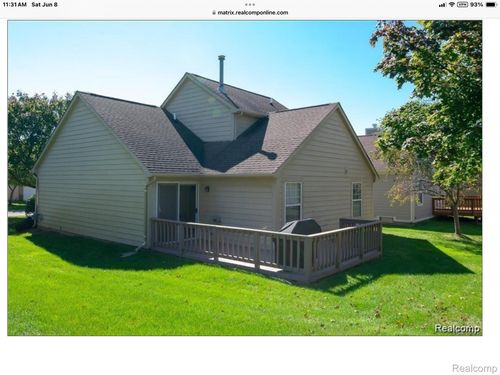 41423 Belden Cir, Novi, MI, 48377-1548 | Card Image