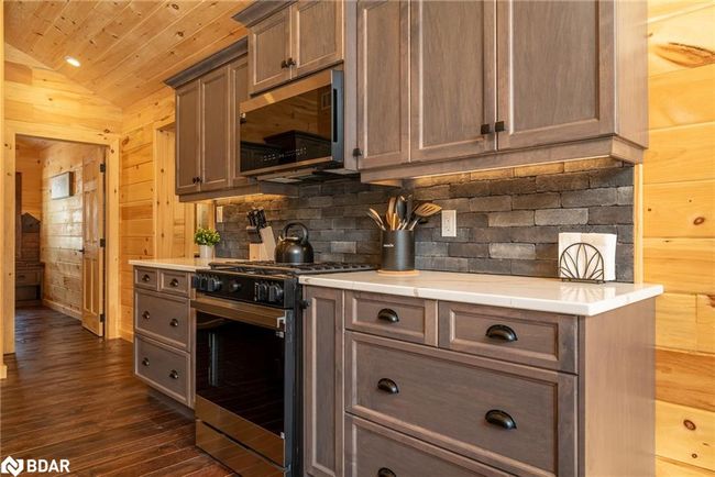 1121 Farm Lake Lane, House other with 3 bedrooms, 2 bathrooms and 6 parking in North Frontenac ON | Image 42