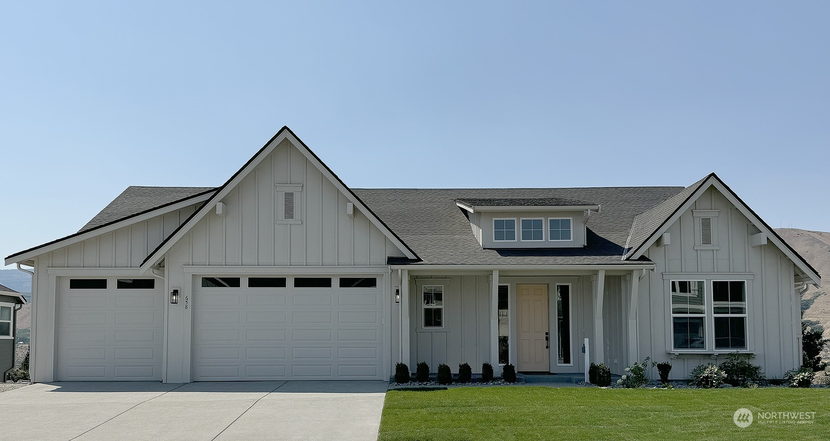 Juli Ave, East Wenatchee, WA 98802