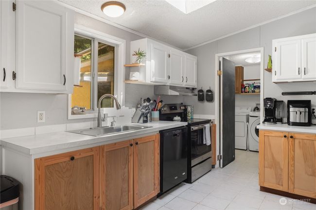 310 N Beacon Point Loop S, House other with 3 bedrooms, 2 bathrooms and null parking in Lilliwaup WA | Image 7