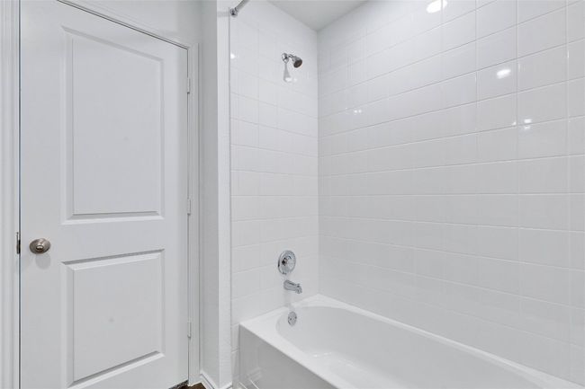 12305 Bulldogger Bnd, House other with 4 bedrooms, 3 bathrooms and 4 parking in Mustang Ridge TX | Image 26