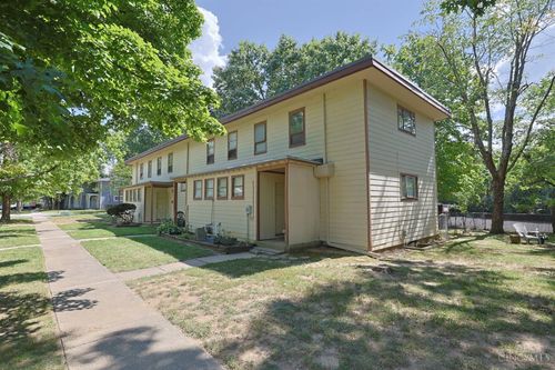 33 Farragut Rd, Cincinnati, OH, 45218-1416 | Card Image