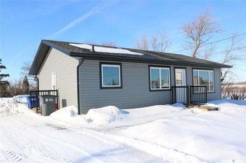 511 1st Avenue, Wapella, SK, S0G4Z0 | Card Image