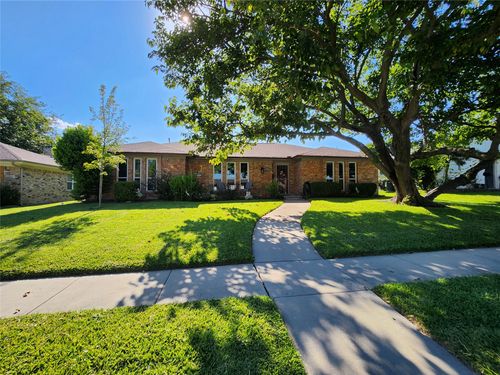 1023 Ridgefield Dr, Plano, TX, 75075-8720 | Card Image