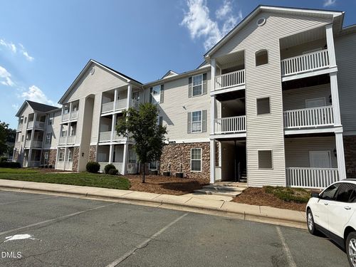 96-3009 Winston Dr, Burlington, NC, 27215-9196 | Card Image