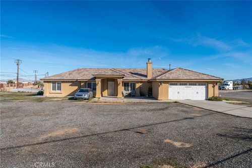 17620 Lemon St, Hesperia, CA, 92345 | Card Image