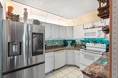 a1-4996 Sable Pine Cir, West Palm Beach, FL, 33417-3116 | Card Image