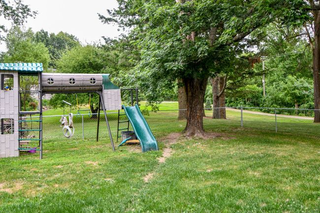 1460 W Silverbell Rd, House other with 4 bedrooms, 2 bathrooms and null parking in Lake Orion MI | Image 35