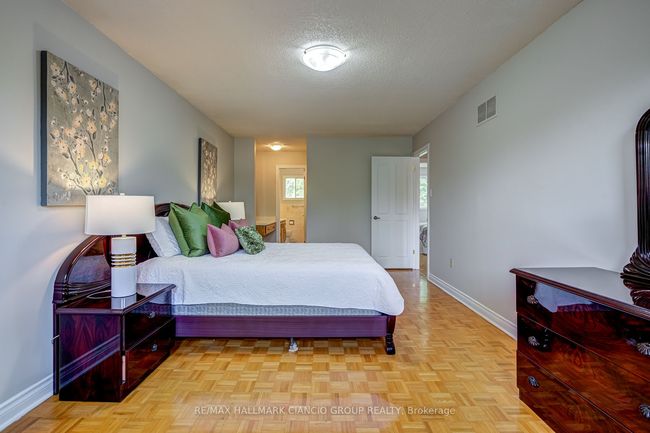 40 Crandall Dr, House other with 4 bedrooms, 4 bathrooms and 6 parking in Markham ON | Image 22