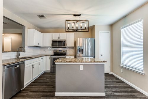 2405 Emerald Ln, Mckinney, TX, 75071-3181 | Card Image