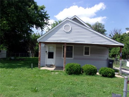 606 Huckleberry Ln, Springdale, AR, 72764-6441 | Card Image