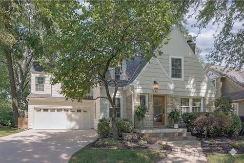 5525 Norwood St, Fairway, KS, 66205-2651 | Card Image