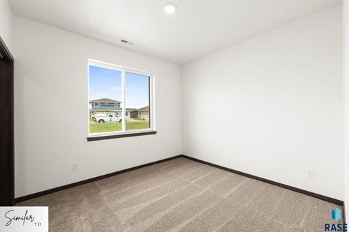 550 Prairieside Trl Trail, Harrisburg, SD, 57032 | Card Image