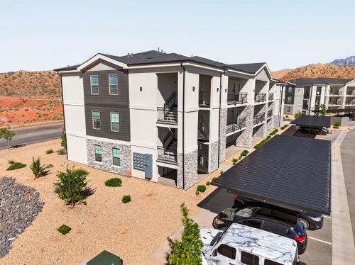 j301-133 N Rock Canyon St, Hurricane, UT, 84737-3293 | Card Image