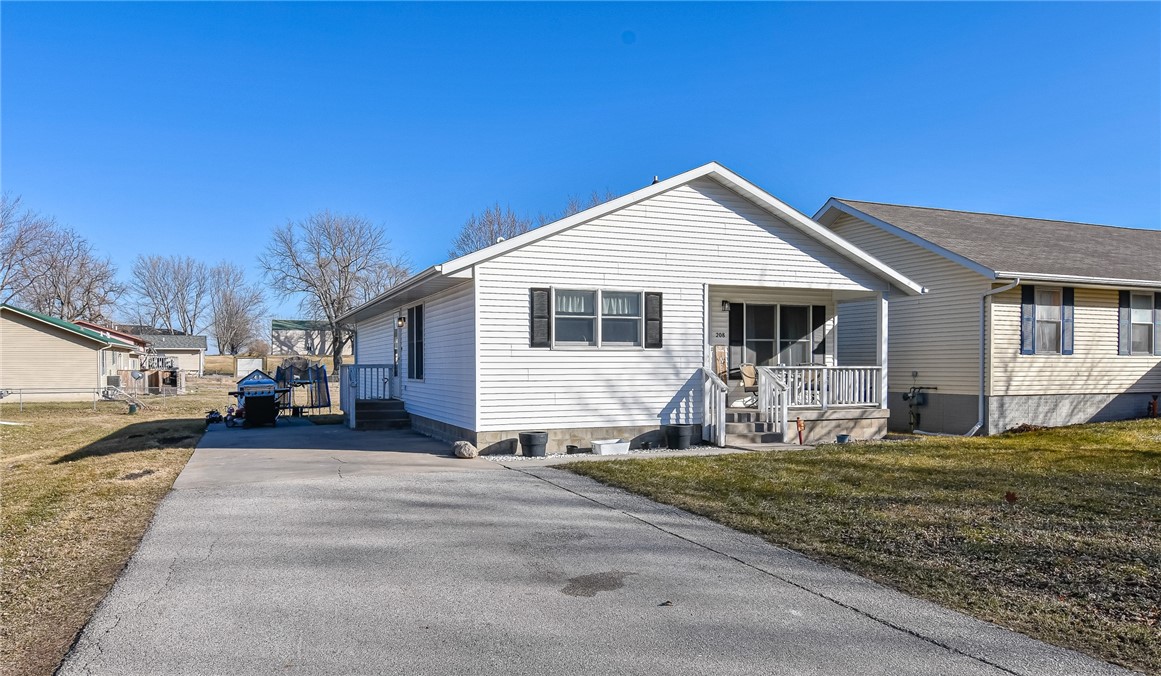 North St, Colo, IA 50056