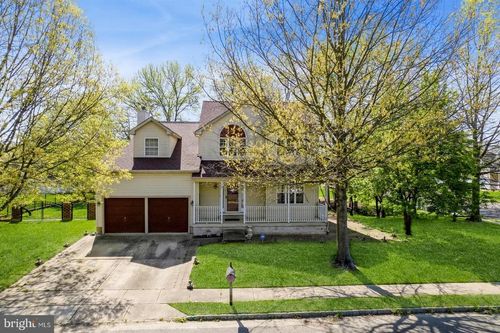 9 Keith Ln, BURLINGTON, NJ, 08016-4118 | Card Image