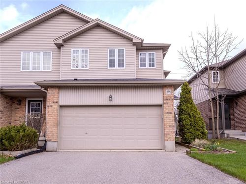 338 Maverick St, Waterloo, ON, N2K0A4 | Card Image
