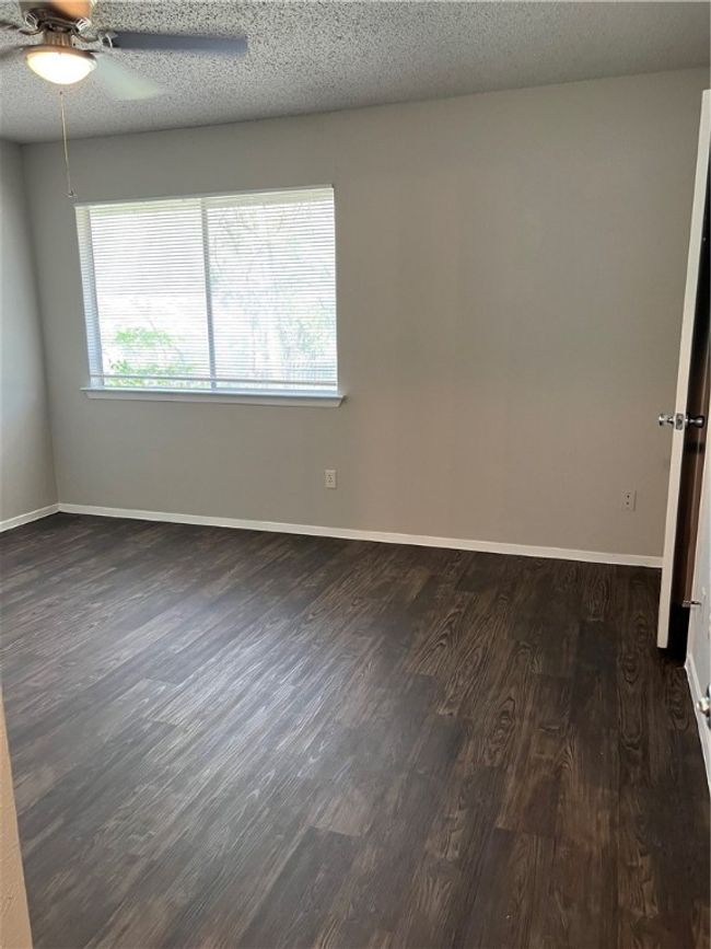 7318 Lunar Dr, House other with 3 bedrooms, 2 bathrooms and 2 parking in Austin TX | Image 10