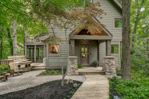 9410 Hillcrest Ln, Bridgman, MI, 49106 | Card Image