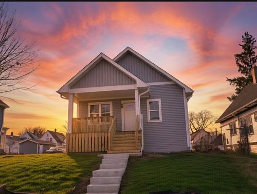 3281 N 24th St, Milwaukee, WI, 53206-1215 | Card Image