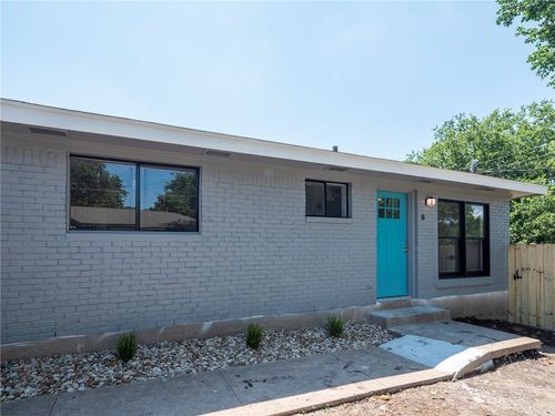 b-2524 Glen Springs Way, Austin, TX, 78741-5635 | Card Image