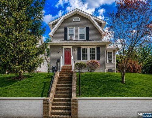 71 Spring St, Nutley, NJ, 07110-2648 | Card Image