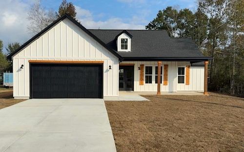 104 Placid Ln, Carriere, MS, 39426-7667 | Card Image