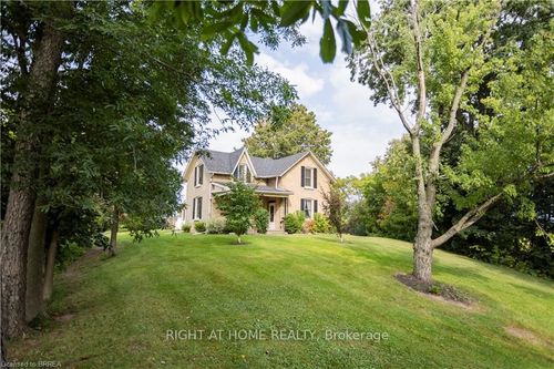 489 Cockshutt Rd, Mount Pleasant, ON, N0E1K0 | Card Image