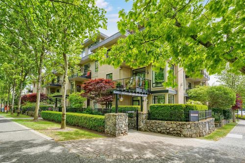207-330 Waterfront Cres, Victoria, BC, V8T5K3 | Card Image
