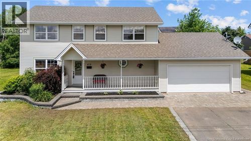 613 Rue Clarence Cormier, Dieppe, NB, E1A6X5 | Card Image