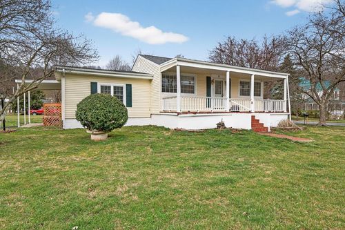 205 S Beaver Dam Ave, Damascus, VA, 24236-3015 | Card Image