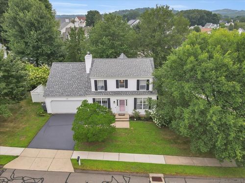 20 Benjamin Ln, Middletown, CT, 06457-1787 | Card Image