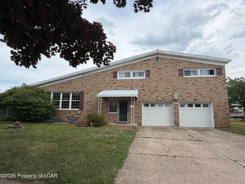 601 Sunset Dr, Berwick, PA, 18603-2312 | Card Image