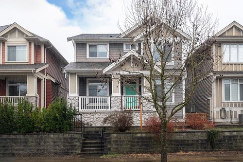 10138 240 St, Maple Ridge, BC, V2W1Z9 | Card Image