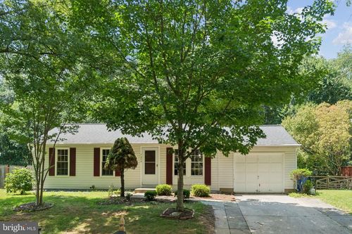 7454 Brenish Dr, GAITHERSBURG, MD, 20879-4744 | Card Image