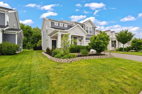 3643 Mystic Way, Grove City, OH, 43123-3736 | Card Image