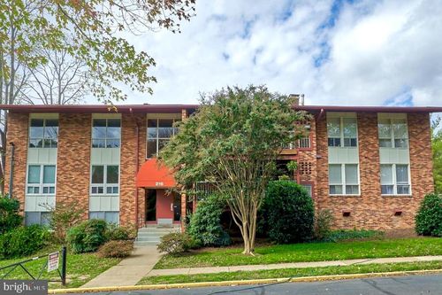 apt-98-216 Park Terrace Ct Se, VIENNA, VA, 22180-5863 | Card Image