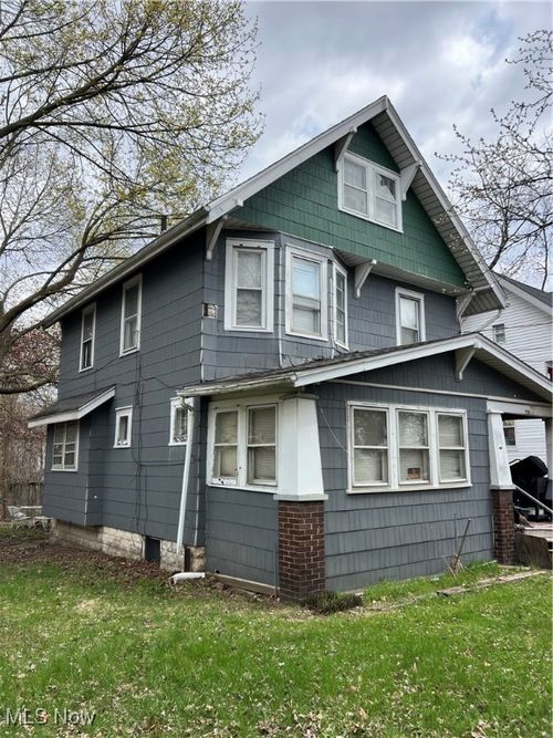 156 Colony Cres, Akron, OH, 44305-4138 | Card Image