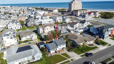 313 S 17th Street, House other with 3 bedrooms, 1 bathrooms and null parking in Brigantine NJ | Image 1