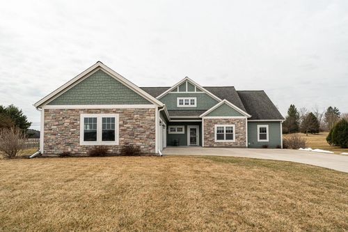 4915 Meadowview Court, Cedarburg, WI, 53024 | Card Image