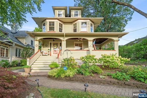 226 Whitford Avenue, Nutley, NJ, 07110 | Card Image