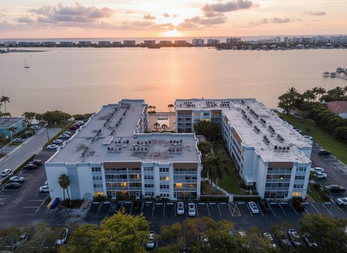 apt-204-1502 S Lakeside Dr, Lake Worth Beach, FL, 33460-5834 | Card Image