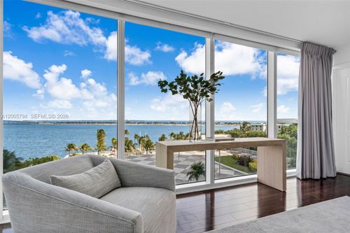 306-2101 Brickell Ave, Miami, FL, 33129-2102 | Card Image