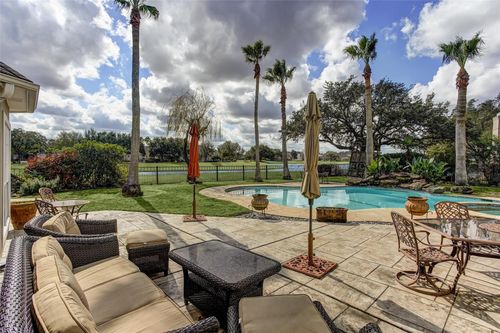 13703 Lakeshore Way Cv, Houston, TX, 77077-3427 | Card Image