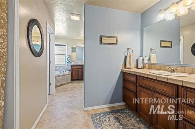 3845 S Powerline Rd, House other with 4 bedrooms, 2 bathrooms and 3 parking in Melba ID | Image 22