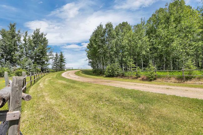 361052 Range Road 5 1, Home with 5 bedrooms, 3 bathrooms and 2 parking in Caroline AB | Image 39