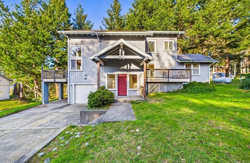 645 Ridge Rd, Whitethorn, CA, 95589-9179 | Card Image